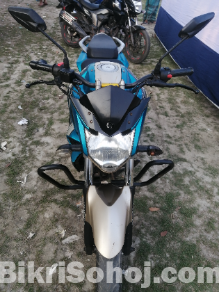 Yamaha fzs v2 2017 model